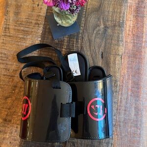 Warrior Deluxe Box Lacrosse Rib Pad